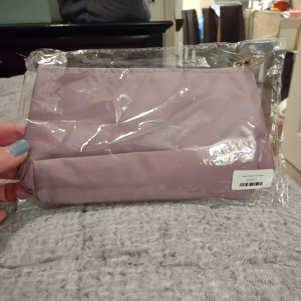 NWT Young Living Essential Oil Pink Inhale Exhale Purse